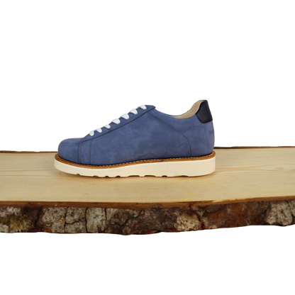 Sneaker Blau Nubuk